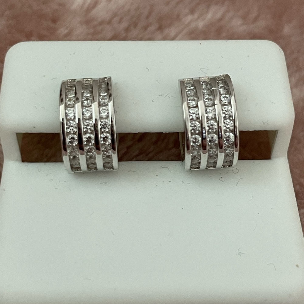 New 925 Silver Earrings